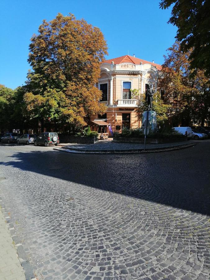 Kisfaludy Vendégház -Sümeg- Acomodação com café da manhã Exterior foto